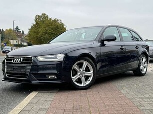 Audi A4Avant 2.0 TDI DPF clean diesel Ambition Xenon Navi