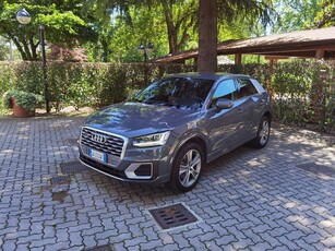 Audi Q240 2.0 tfsi Business Design quattro s-tronic