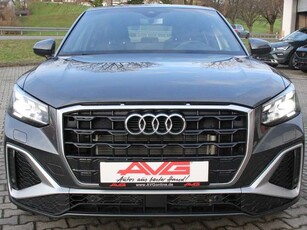 Audi Q2Autom. S-LINE MATRIX-LED 19Z NAV