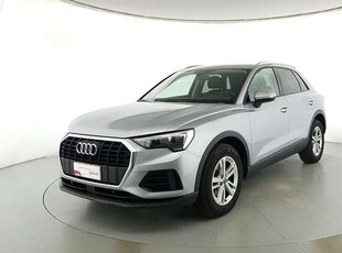 Audi Q335 2.0 tdi Business s-tronic