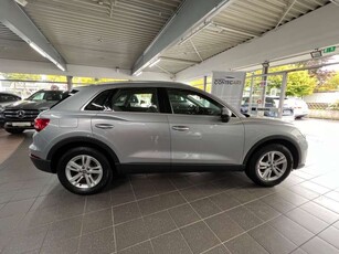 Audi Q335 TFSI AHK+APS+KAM+VC+Klima2+MMI+KEY