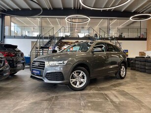 Audi Q3sport quattro *NAVI*KAMERA*AHK*BI-XENON*