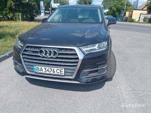 Кросоувър Audi Q7