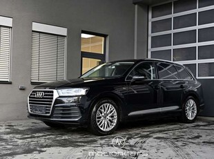 Audi Q73.0 TDI DPF quattro