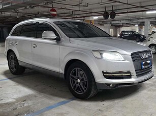 Audi Q73.0 V6 tdi quattro tiptronic