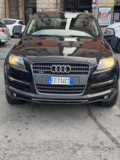 Audi Q73.0 V6 tdi quattro tiptronic