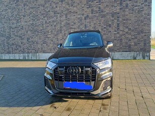 Audi Q760 TFSI e quattro tiptronic S line