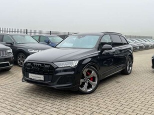 Audi Q760 TFSIe quattro - S LINE / S-SITZE / PANO