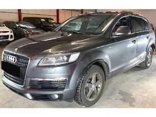 Audi Q7Q7 3.0 TDI DPF quattro tiptronic