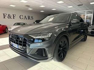 Audi Q850 3.0 tdi mhev quattro S-line interno ed esterno