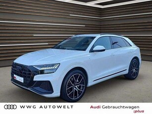 Audi Q8s-line