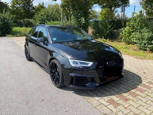 Audi RS3A3 Sportback Sportback S tronic