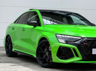 Audi RS3Limo 2.5 TFSI quattro*Pano*HUD*B&O*Carbon*19