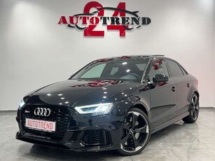 Audi RS3RS 3 Lim. 2.5 TFSI quattro 36TKM PANO+KAM+SCHALE