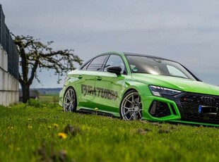 Audi RS3RS 3 Lim. 2.5 TFSI quattro Keramik 600 PS