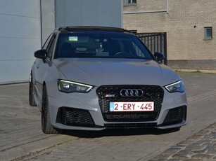 Audi RS3RS3 Sportback 2.5 TFSI Quattro S tronic