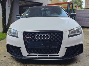 Audi RS3RS3 Sportback 2.5 TFSI Quattro S tronic