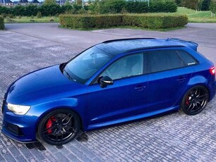 Audi RS3RS3 Sportback S tronic