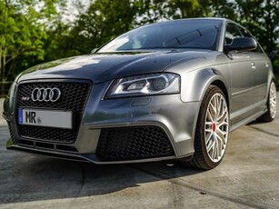 Audi RS3RS3 Sportback S tronic