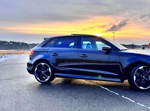 Audi RS3Sportback S tronic, ohne OPF, Keramikbremse, B&O