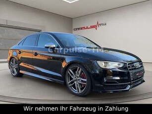 Audi S32.0 TFSI quattro-Bi-XEN-Limousine-300PS-Sport