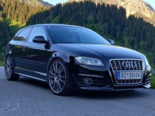 Audi S3A3 S3 2,0 TFSI quattro