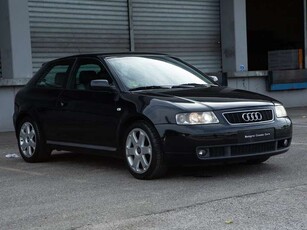 Audi S3UNICO PROPRIETARIO SERVICE AUDI S3 1.8quattro225cv