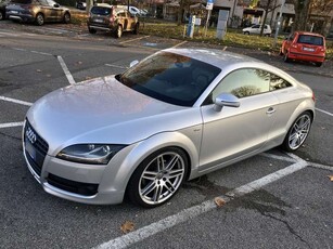 Audi TT2.0 TFSI S-line S-Tronic