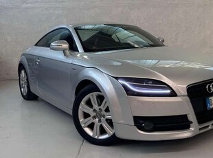 Audi TTAllestimento S-Line