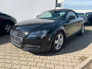 Audi TTCoupe/Roadster 1.8 TFSI Roadster S-Line