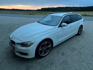 BMW 316316d Touring Österreich-Paket