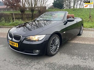 BMW 3303-serie Cabrio 330i High Executive, Automaat, 272