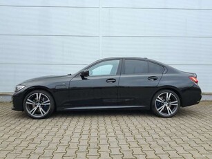 BMW 330e M Sport (Head-Up/Navi/Leder)