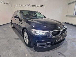 BMW 520520d ED Aut./Leder/Parkassistenzsystem/Rückfahr...