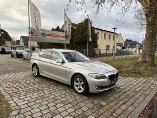 BMW 520d*Bi-Xenon*SHZ*PDC*Navi*Tempomat*