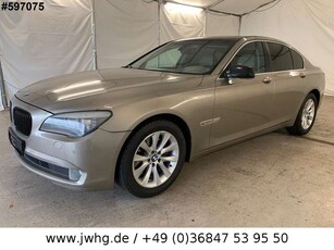 BMW 730d Xen VLeder NavProf HeadUp Kam Glasdach SiHz