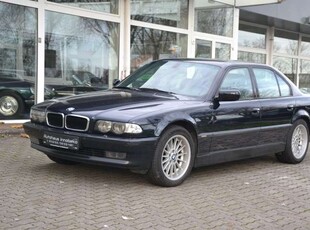 BMW 740740i Individual*LEDER*NAVI*TOP ZUSTAND