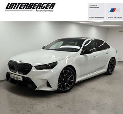 BMW M5Limousine M Drivers P. Pano.Dach AHK Carbon-Kerami