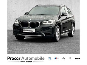 BMW X1sDrive18i Advantage Aut. NAVI LED PDC V+H DAB Park