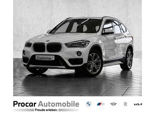 BMW X1sDrive18i Sport Line Aut Nav PDCv+h Shz HiFi 18