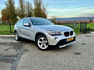 BMW X1SDrive20i Business / 184pk / Trekhaak / Automatisc