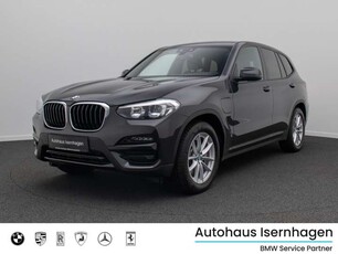 BMW X3xD30e DriveAssist DAB Alarm HiFi Leder Sport