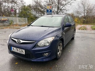 Hyundai i30 1.6crdi 90k.c. На части!!! в Автомобили и джипове в гр. Габрово