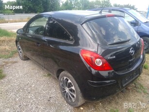 Opel Corsa Д на части