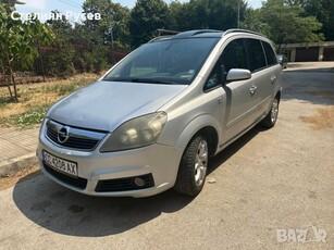 Opel Zafira B 1.9 cdti  120к.с / 7 места / панорама / 6с.к -цена  4400лв