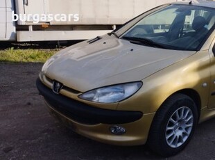 Peugeot 206 1.4HDI-68к.с на части в Автомобили и джипове в гр. Бургас