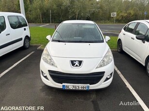 Продавам хечбек Peugeot 207 на търг