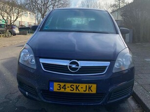 Opel Zafira1.6+Essentia