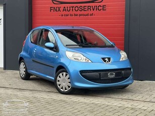 Peugeot 1071.0-12V XS AUT / AIRCO / NIEUWE APK & ONDERHOUD