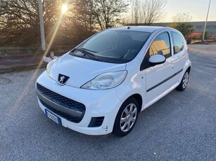 Peugeot 1071.0 68CV 5p. Sweet Years